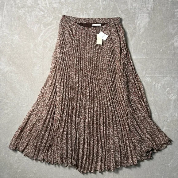 Abercrombie & Fitch Petite Floral Pleated Midi Skirt Brown Size M NWT - Picture 2 of 13